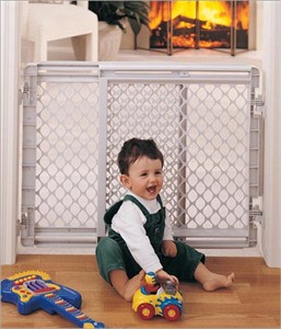 North States 8679 Walk Thru Indoor Gate North States 8679 Walk Thru Indoor Gate