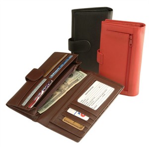 Monogrammed Women's Leather Credit Card Clutch