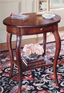 Traditional Oval Accent Table